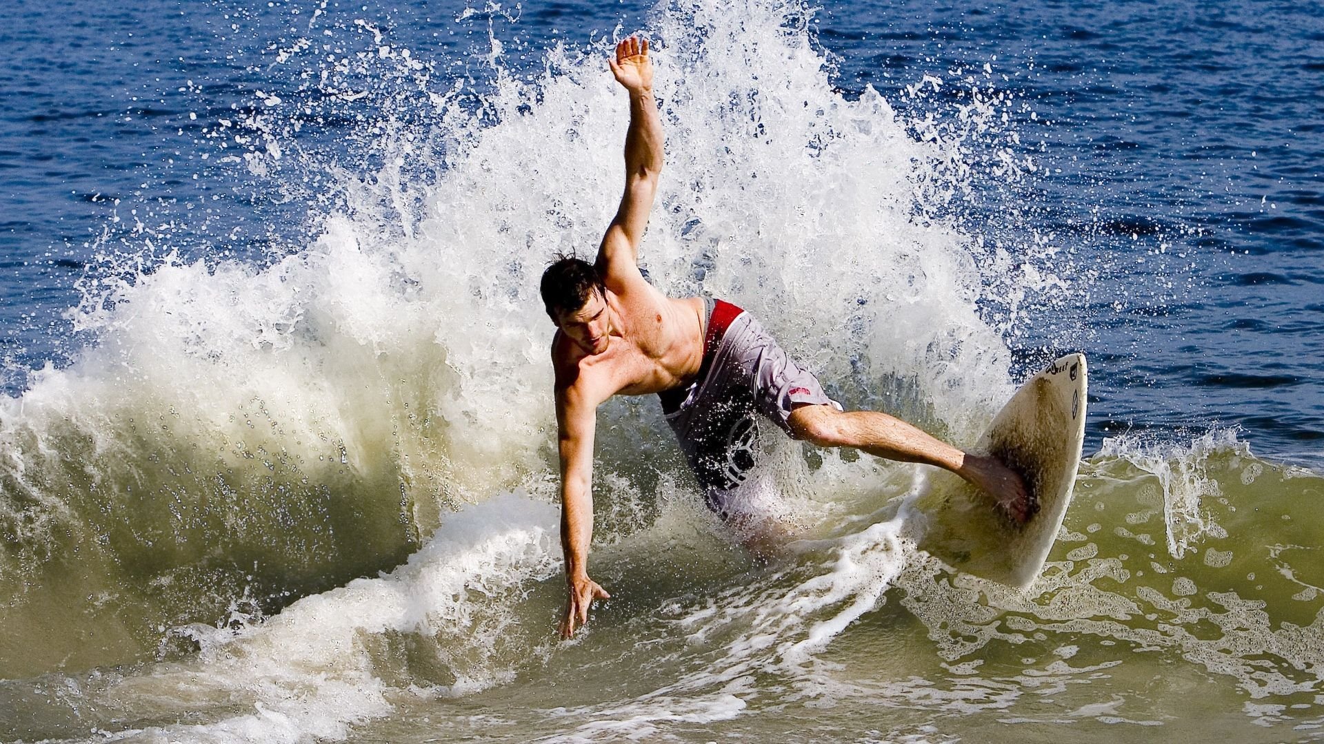 NBA名宿访华推动青少年篮球发展，青少年nba篮球训练营